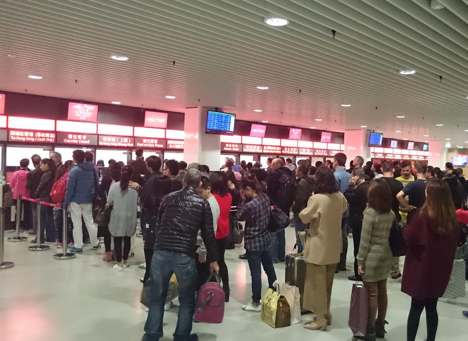 延誤最多近60分鐘