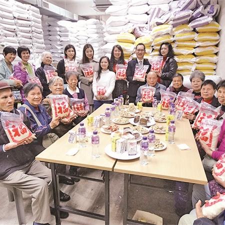 新濠博亞贈福米送社服機構長者