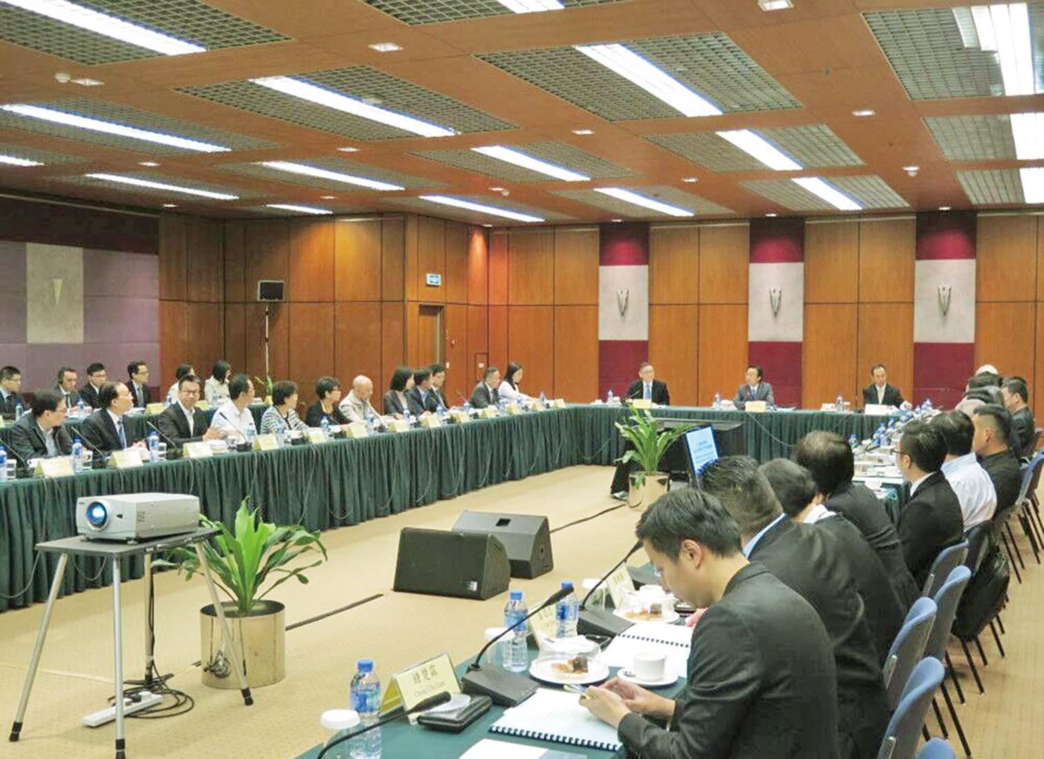 專家及委員均看好其發展前景