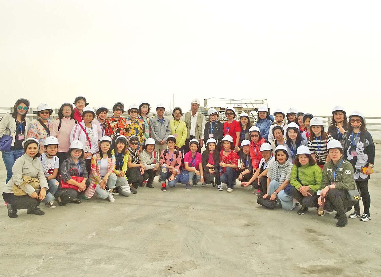 參觀港珠澳大橋主體工程