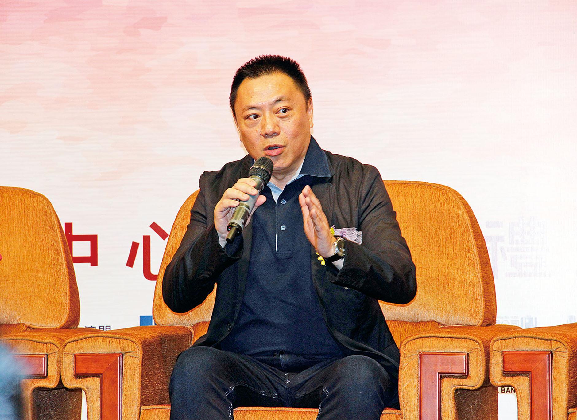 梁維特：打鐵還須自身硬