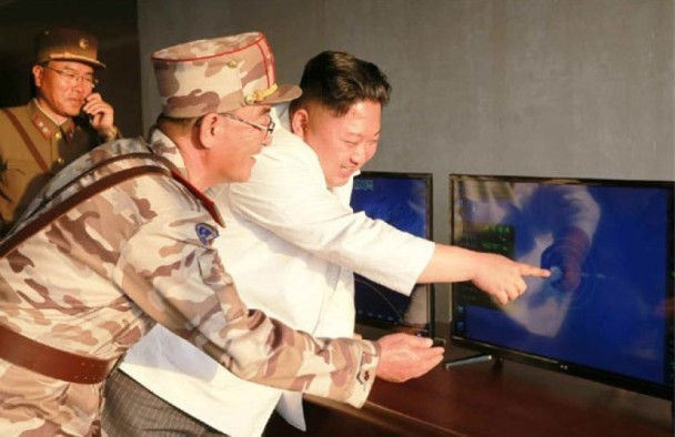 金正恩下令研發更強武器