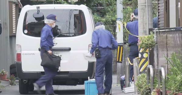 日高中生菜刀斬殺父親