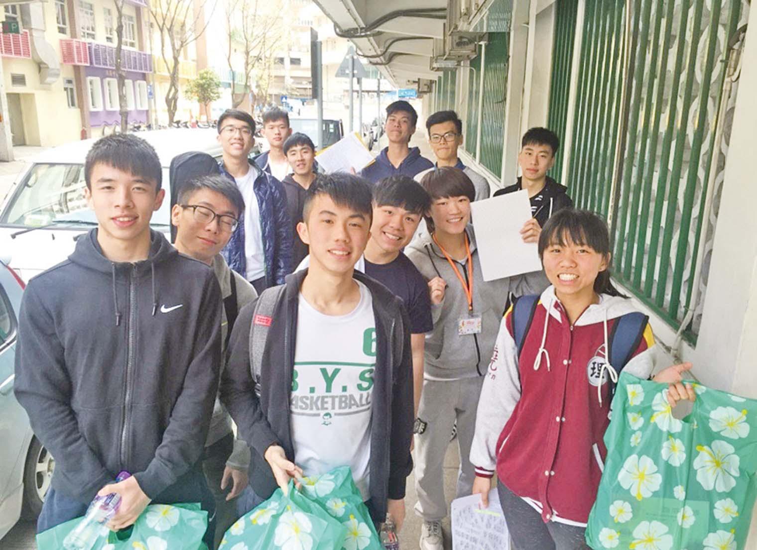 青網義工探長者