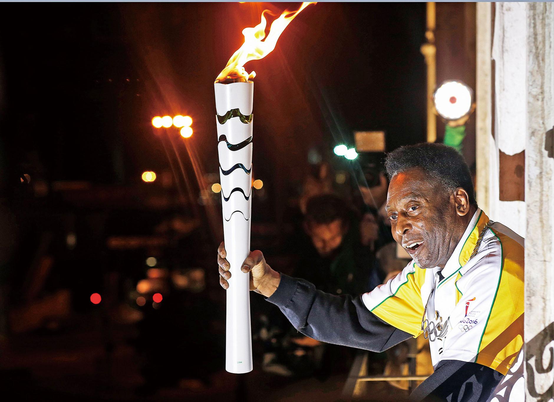 傳比利射波燃點奧運聖火