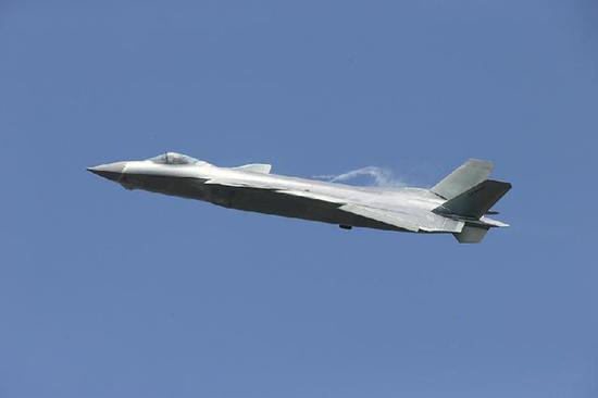 解放軍殲20隱形戰機首登場