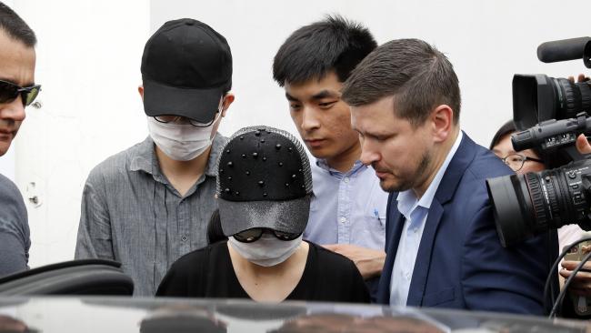 中國釋放十名皇冠入獄員工