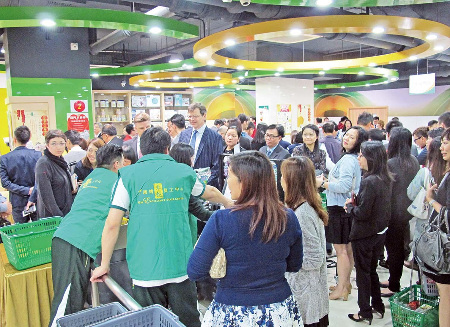 澳博助僱員抗擊通脹