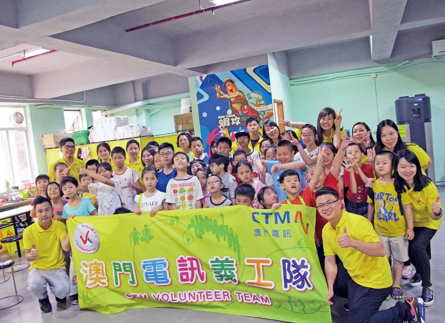 辦釣蝦比賽慶祝兒童節