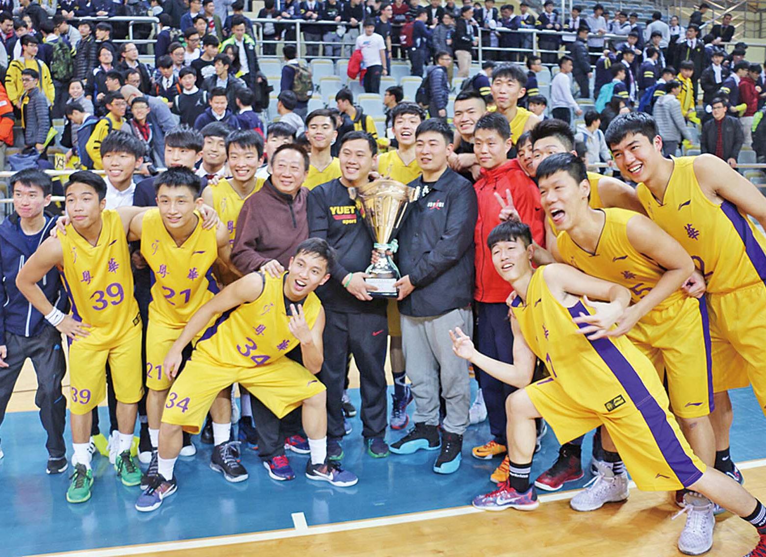 粵華搔七年之癢