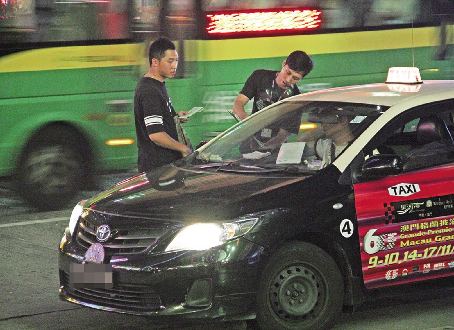 警方公布去年的士違規數字