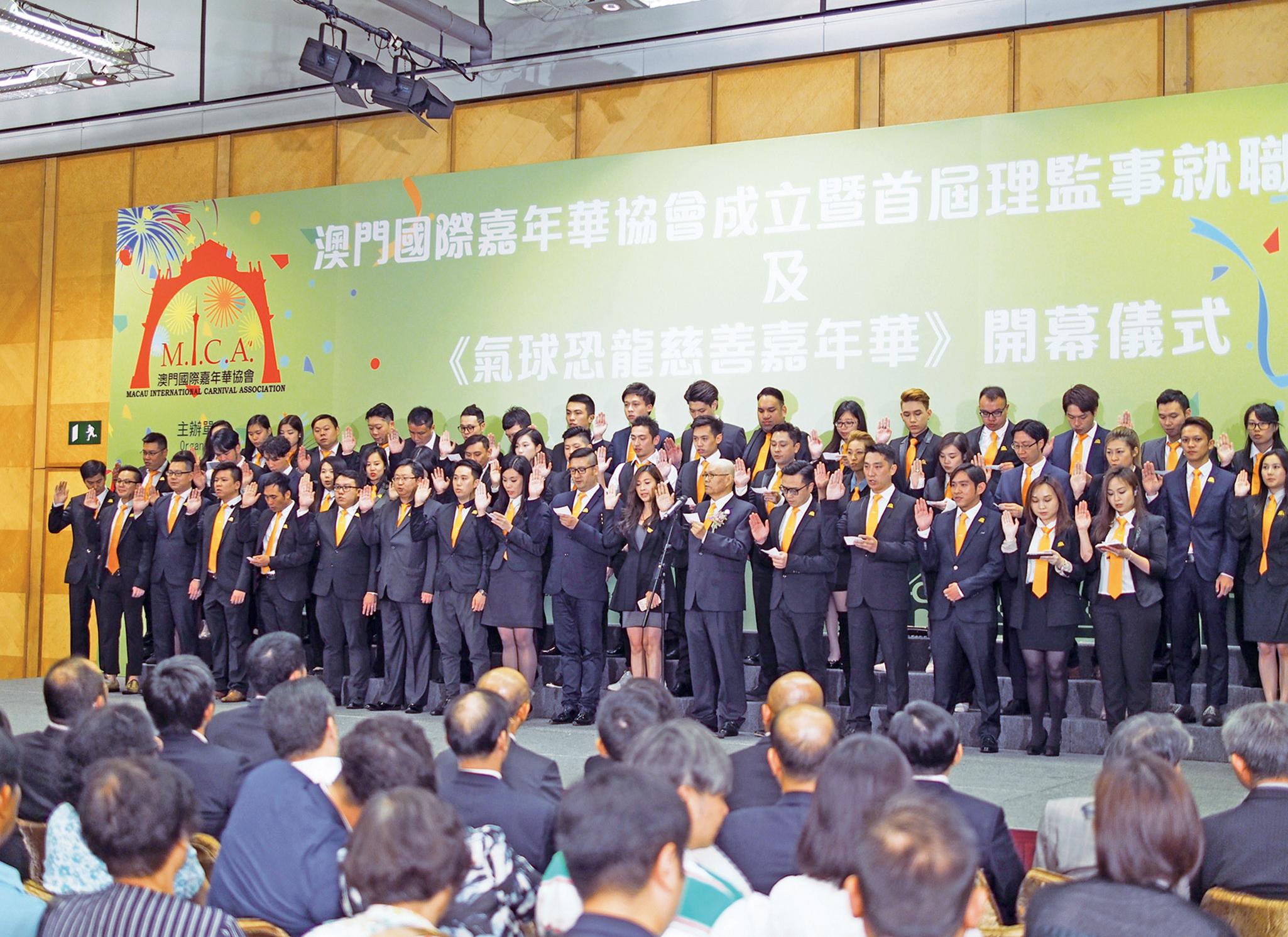 《氣球恐龍》響頭砲