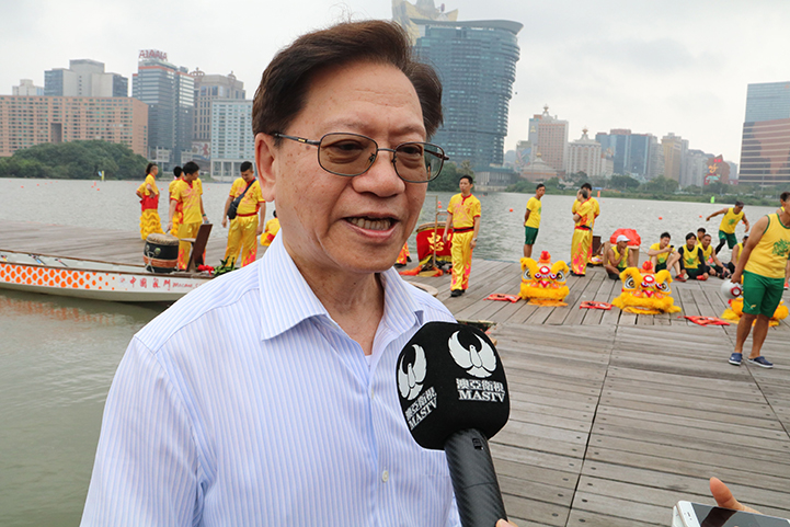 男女共九支隊伍將競渡龍舟賽事