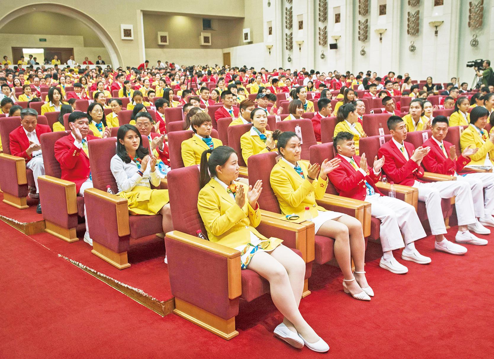 「運動成績與精神雙豐收」