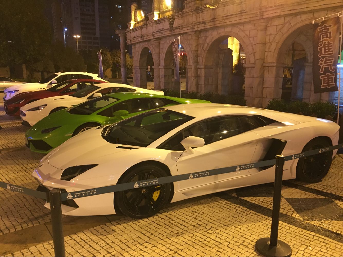 價值逾一億名車駐場