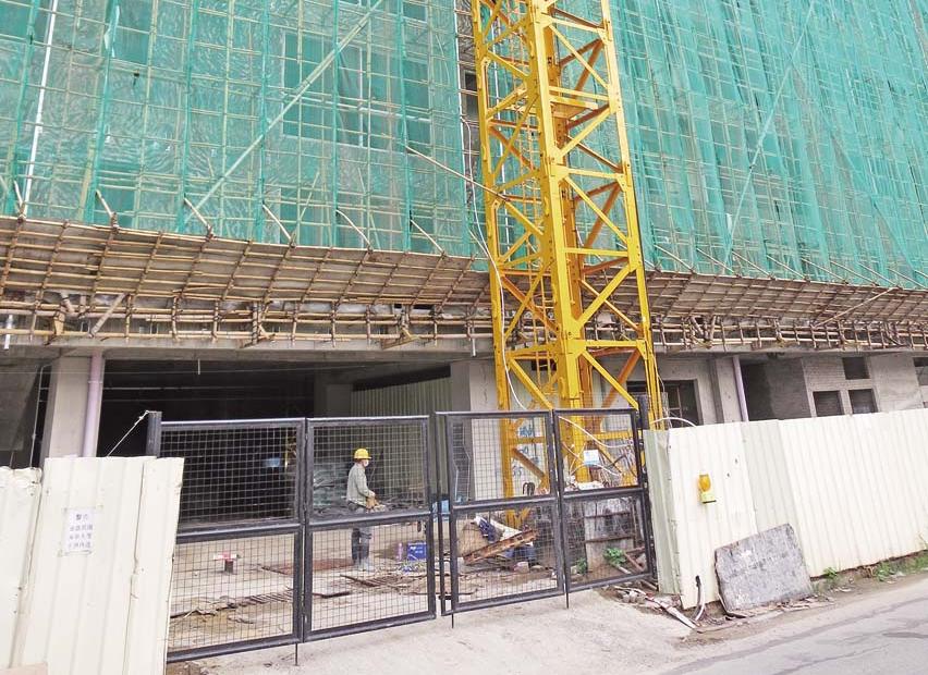 觸電後由高台墮下受傷