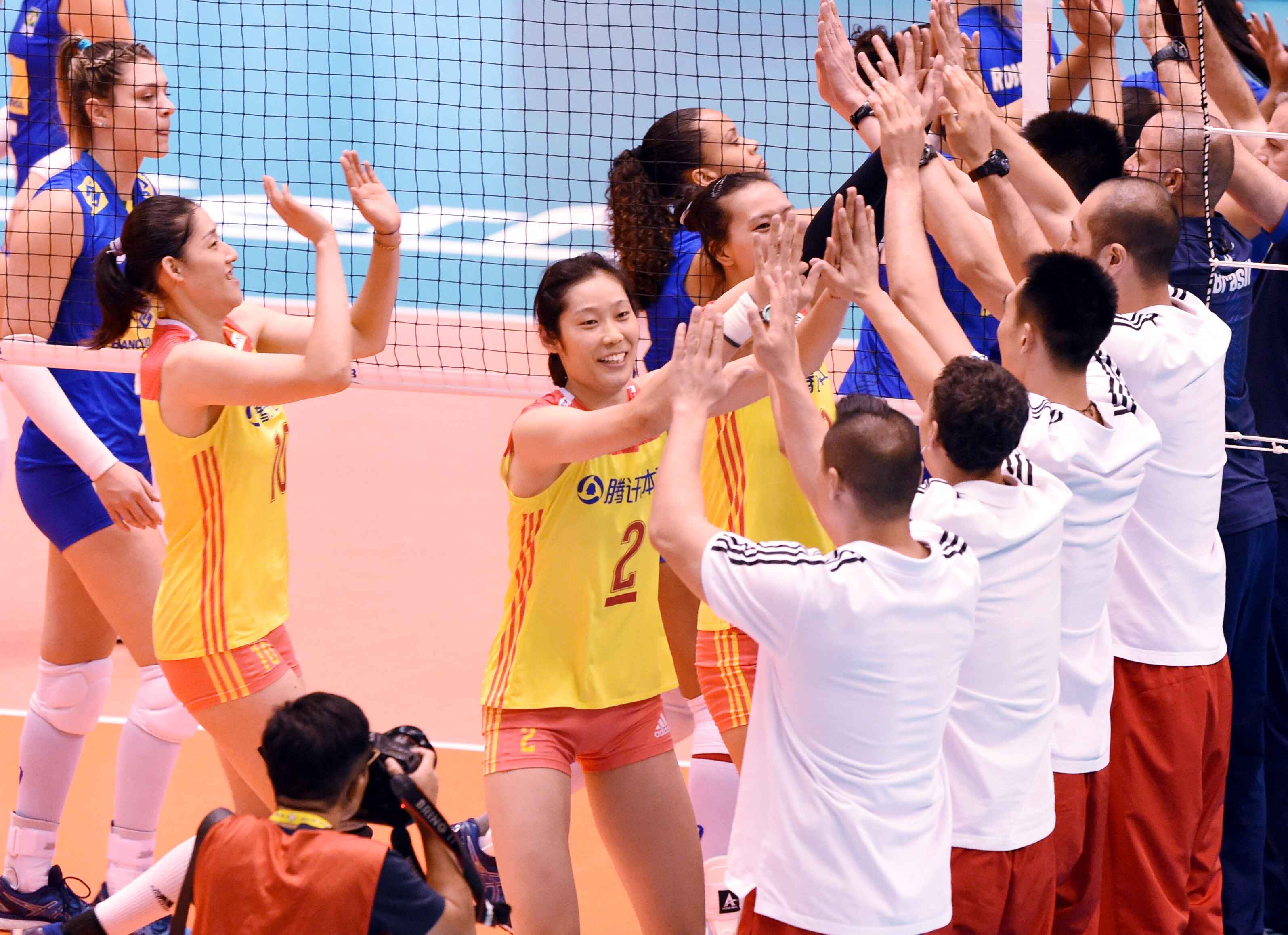 中國女排大冠軍盃挫巴西