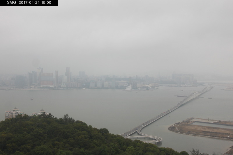 雷暴警告現正生效