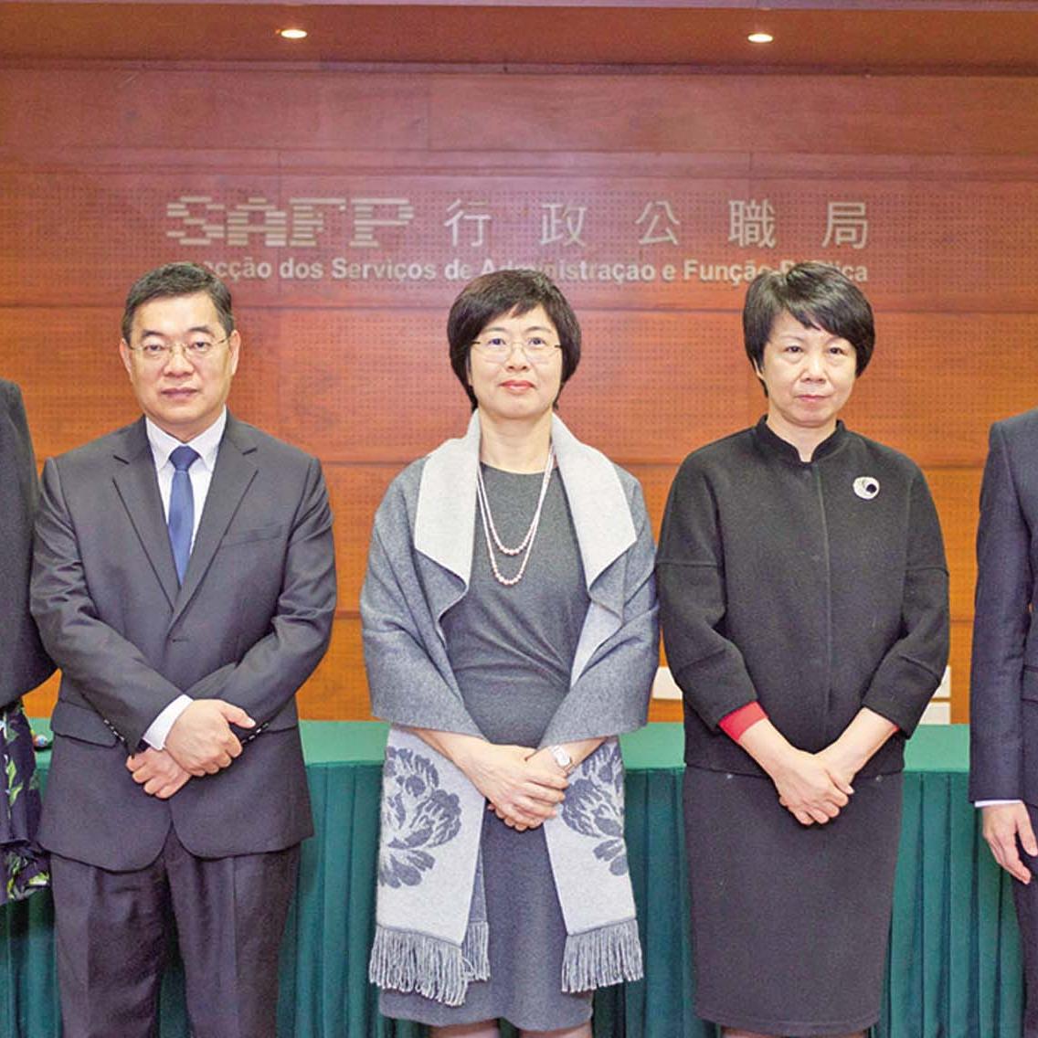 曹錦俊就任行政公職局副局長