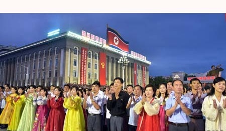 朝鮮平壤辦慶祝大會