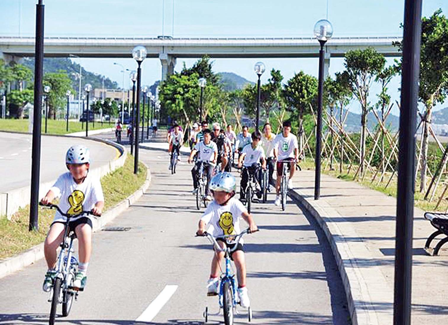 促建單車徑拓水上活動