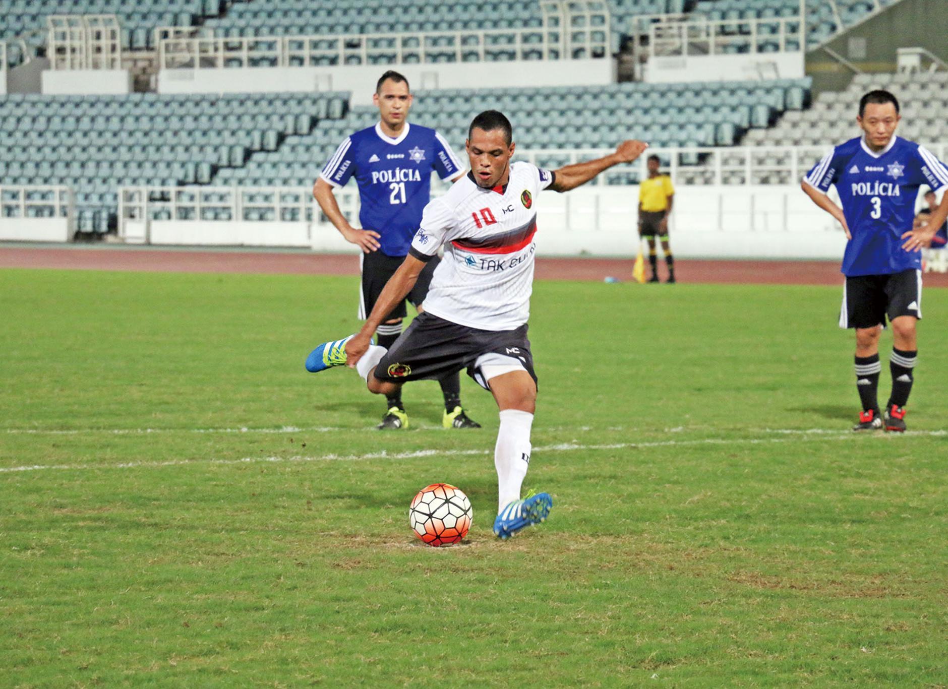 加義惡鬥鄒北記爭冠