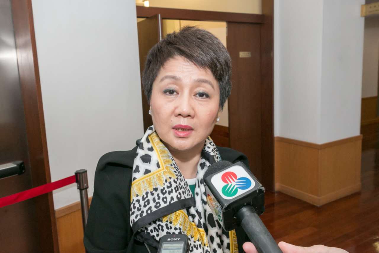 梁安琪：批地少致發展受限