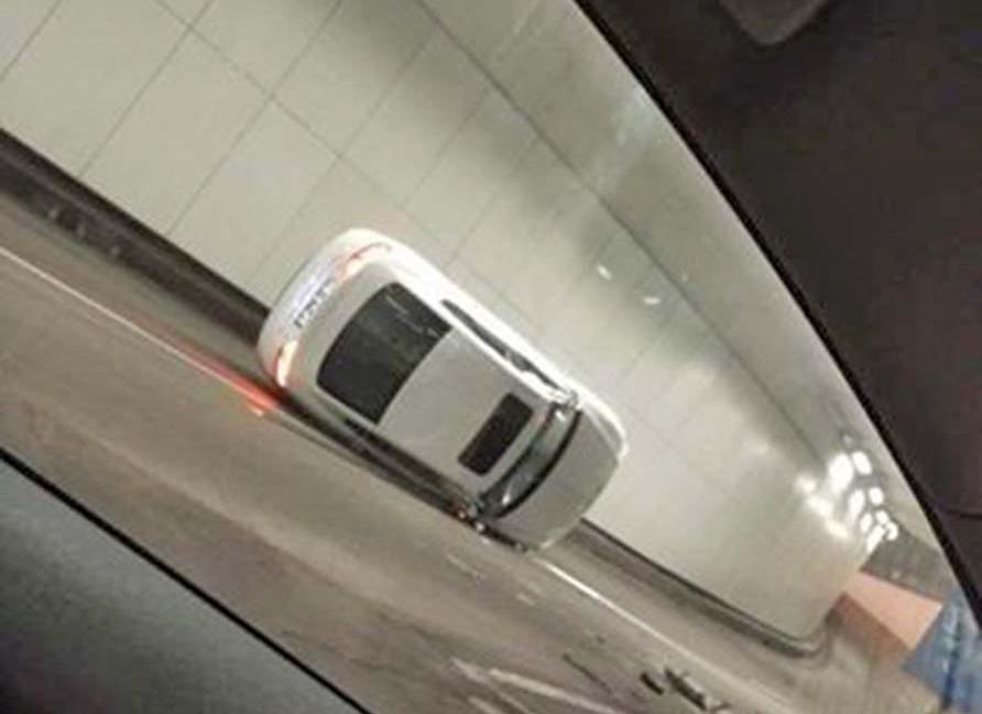 司機不顧而去 警尋車主協查