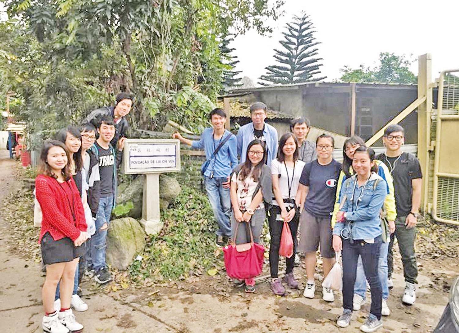 考察路環船廠遺址遊古蹟