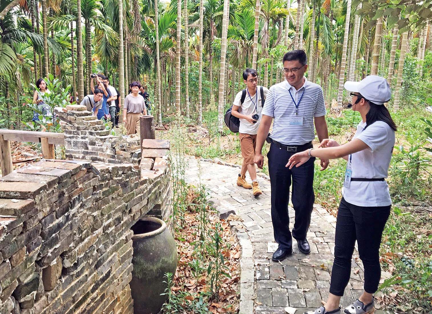 鼓勵村民發展生態休閒旅遊