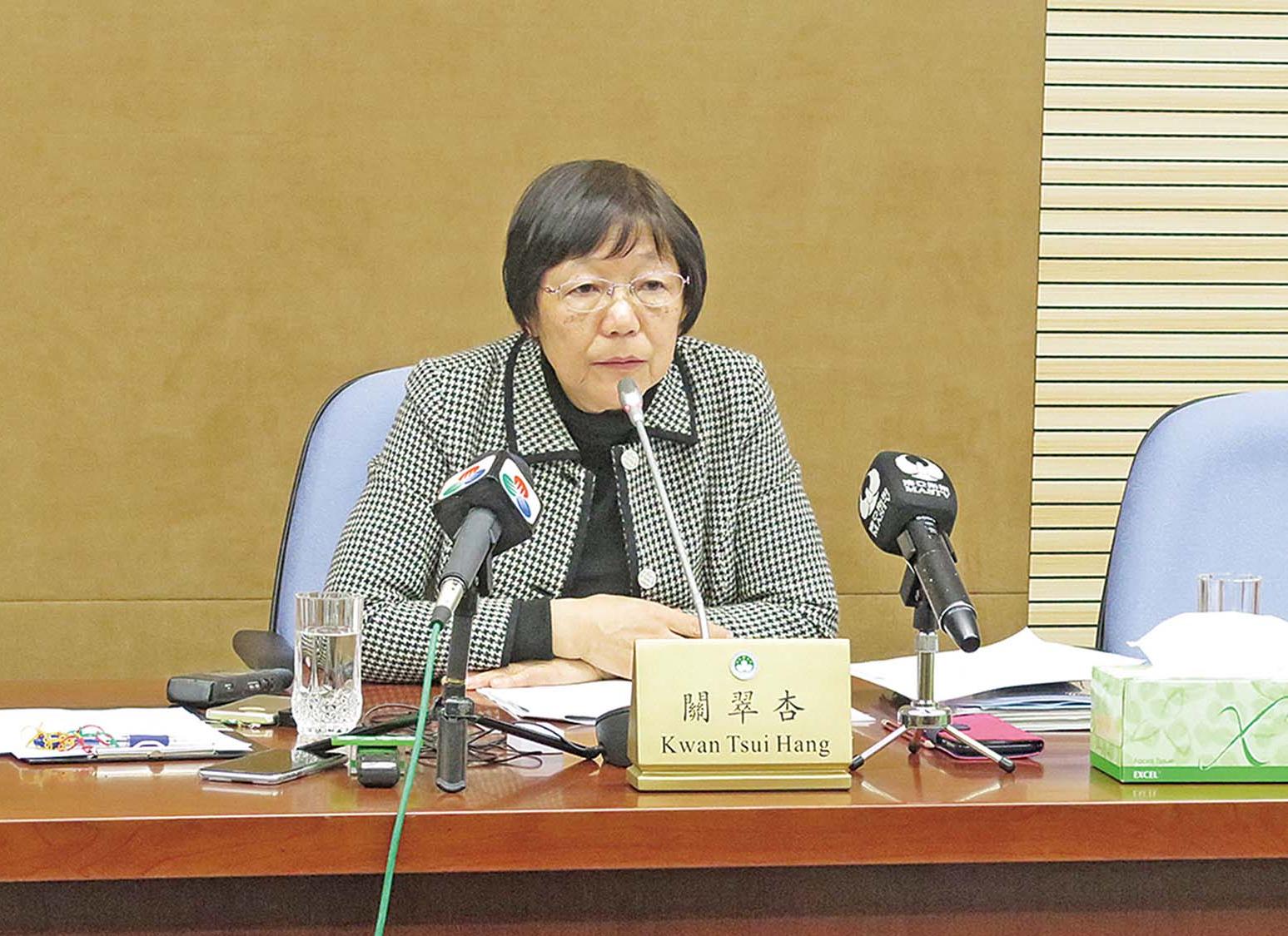 可出庭任訴訟輔助人