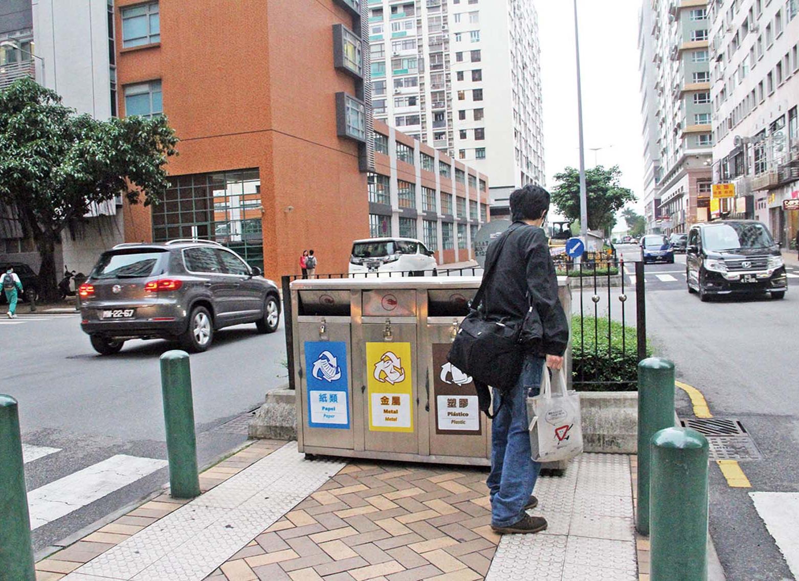 市民質疑垃圾分類成效低