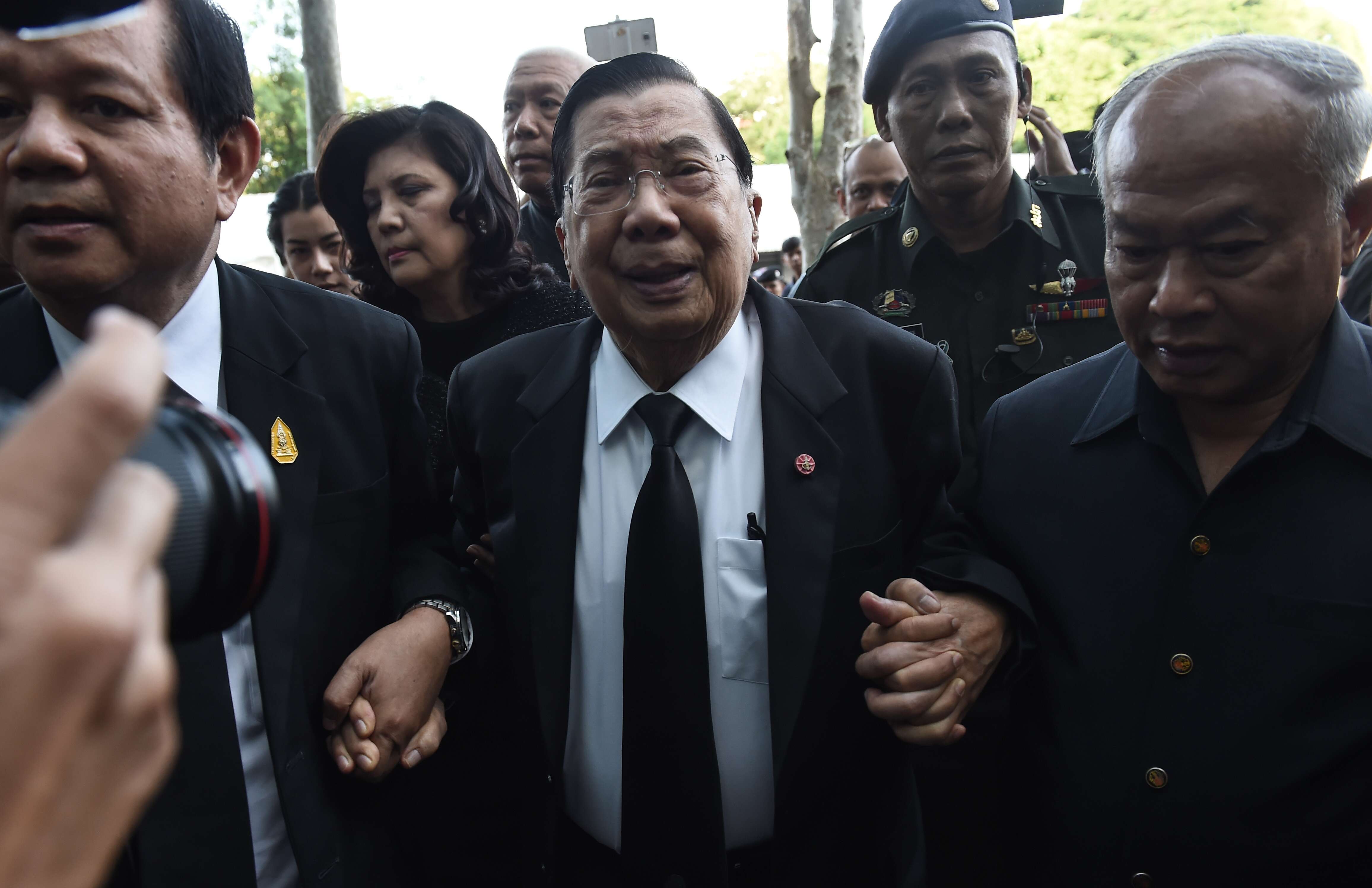 泰國兩前總理獲判無罪