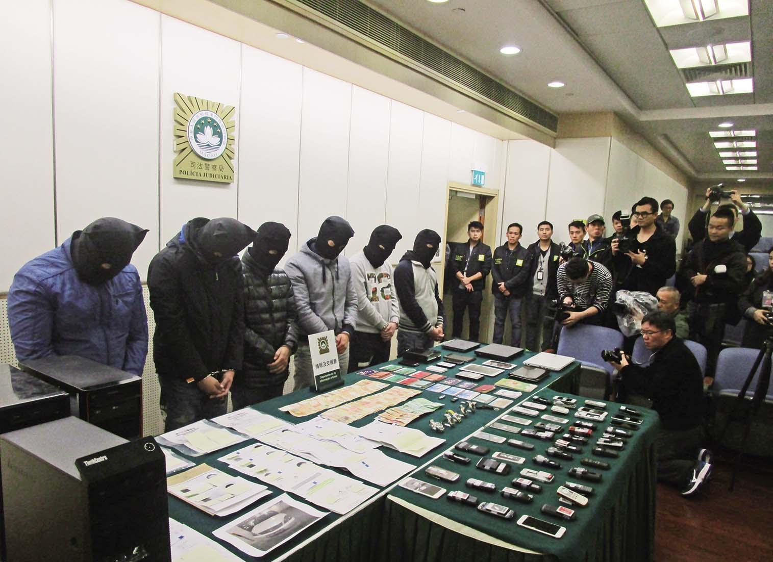 六警將交還檢察院續查