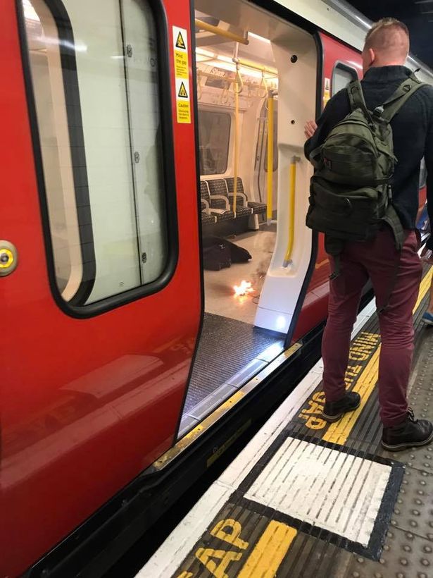 英地鐵站再發生爆炸五人受傷