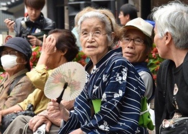日本百歲人瑞逾6.5萬