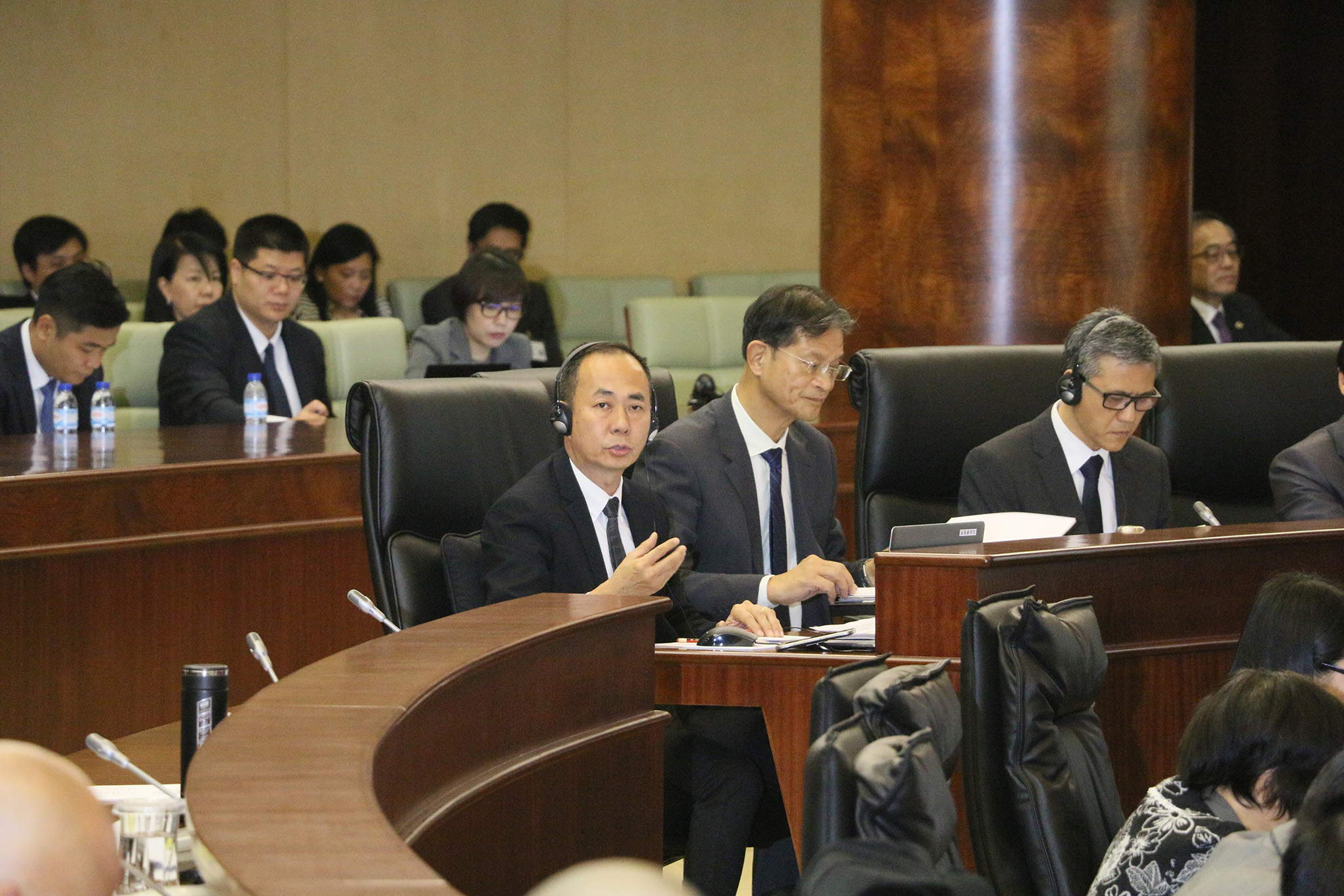 舊愛都外墻壁畫需先拆卸維護