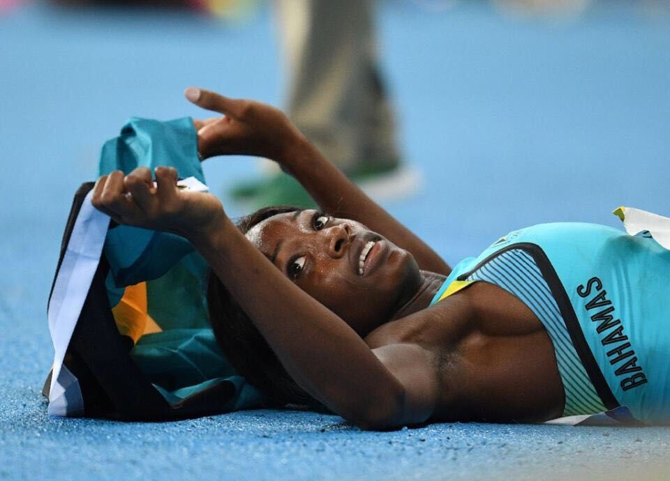 巴哈馬女將贏400米金牌