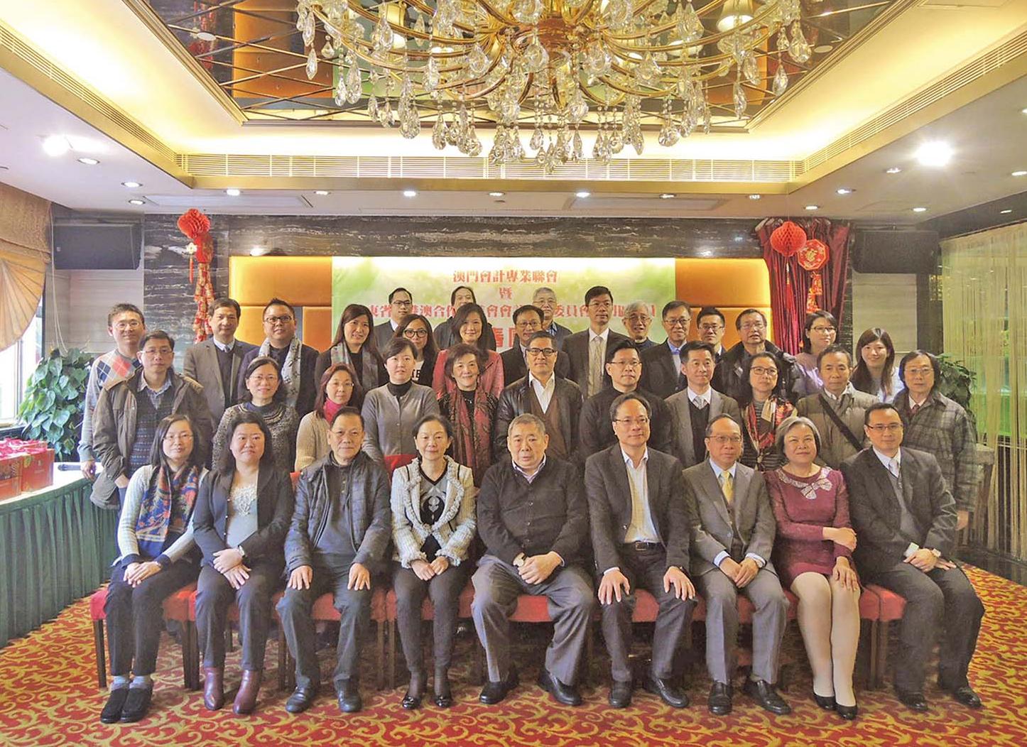 7月舉辦專題論壇