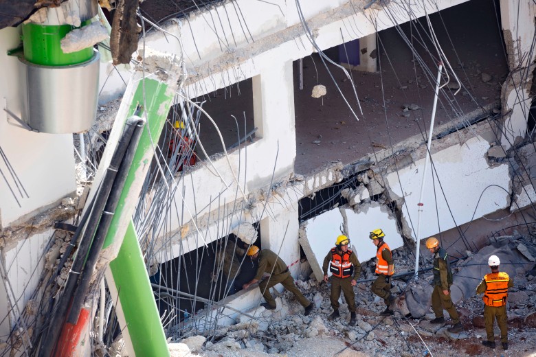 以色列停車場倒塌增至26死傷