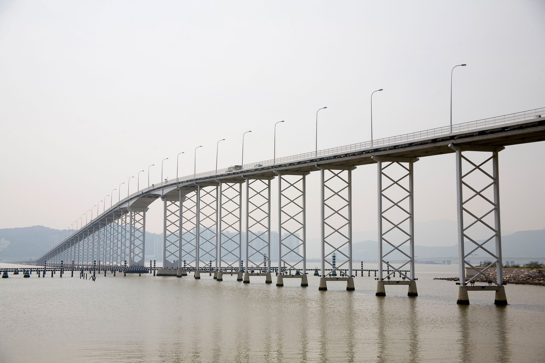 三跨海大橋11時25分封閉