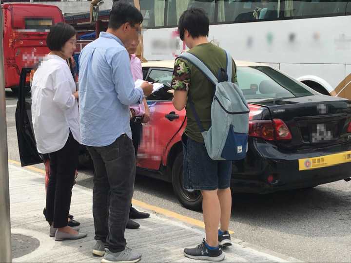 濫收車資及拒載所佔比例最大