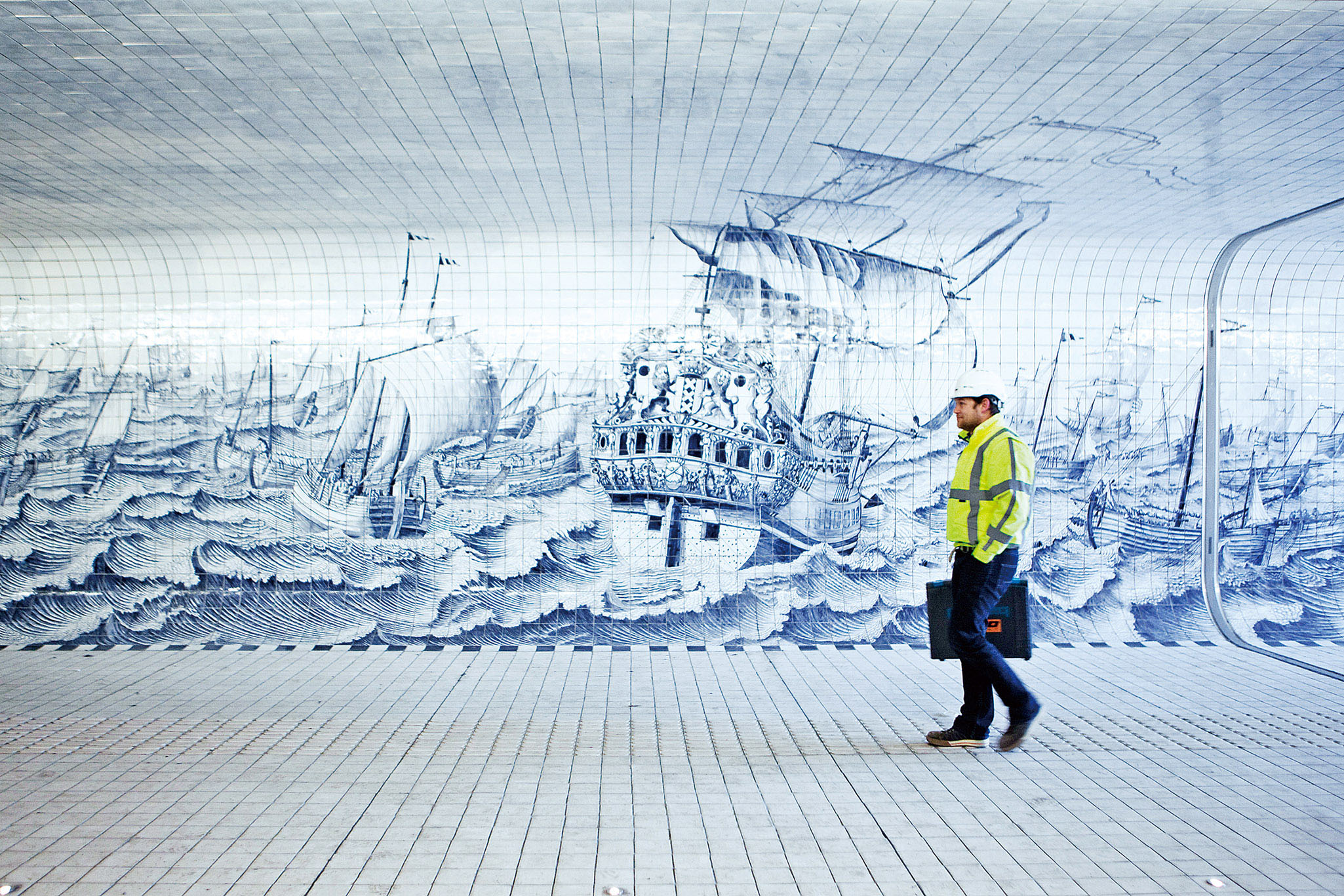 巨型壁畫佔領荷蘭隧道