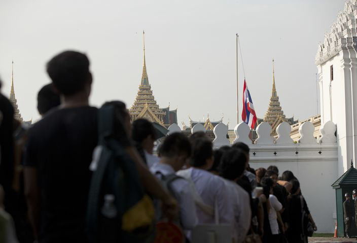 泰王離世 泰國舉國哀悼一年