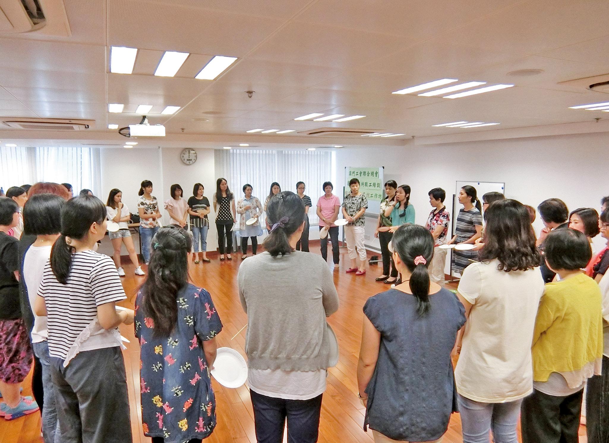 教職員習喜悅音樂教學法