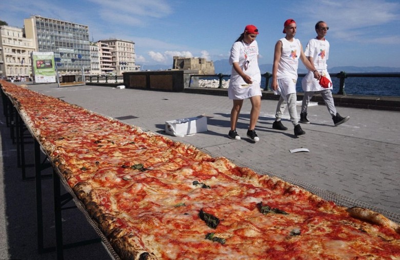 意國100廚師製2,000米長披薩