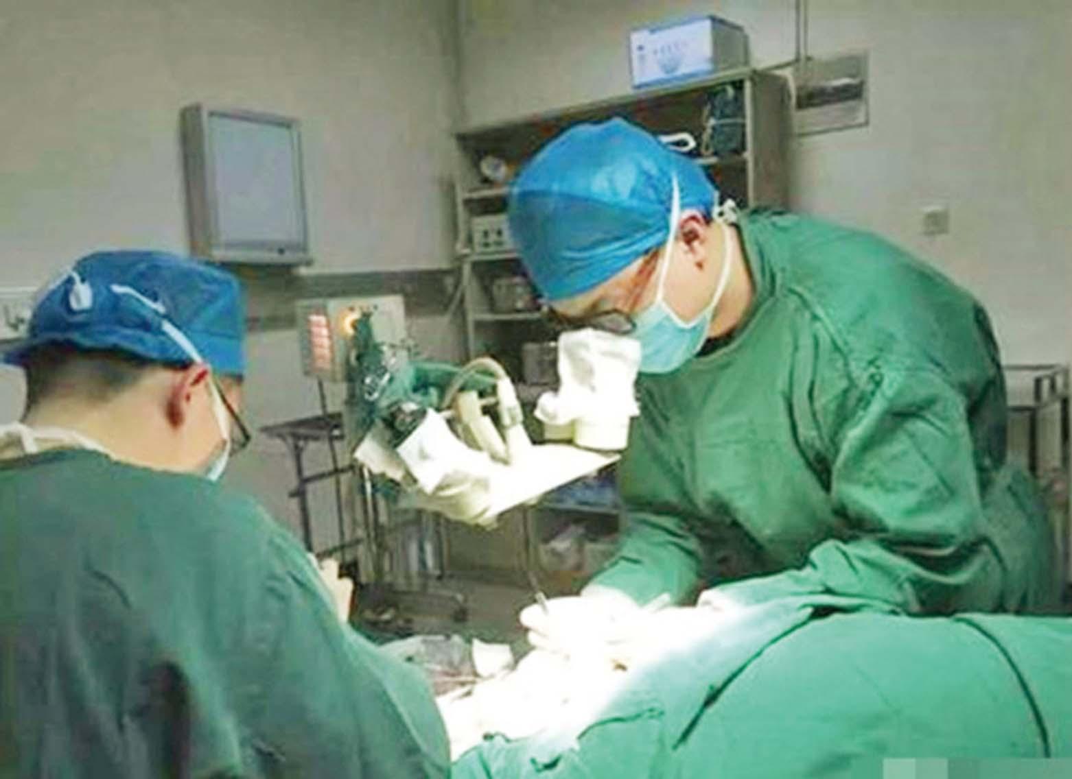 閩男憤而揮刀自宮