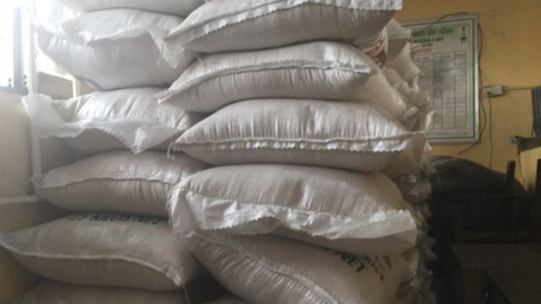 尼日利亞查獲逾兩噸塑膠假米