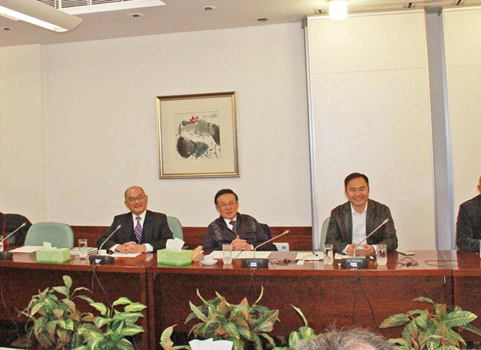 質疑提高吸毒刑期有違原意