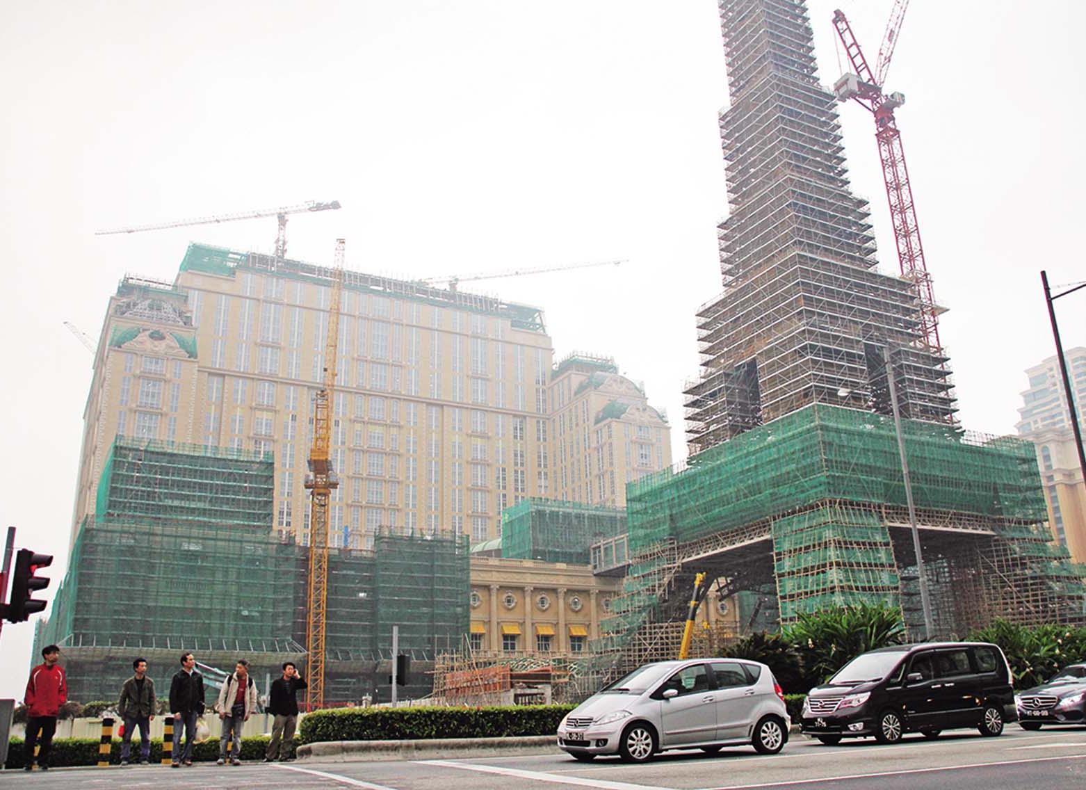 「巴黎人」地盤半夜著火